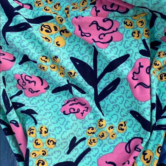 LuLaRoe - Picture 12 of 13